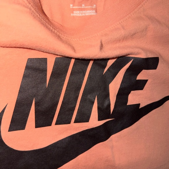 Nike sportswear center swoosh logo t-shirt pink mens medium - Picture 4 of 4